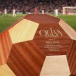 Image en avant pour “Pour la Coupe du monde, Oliva présente un humidor en forme de ballon de foot”